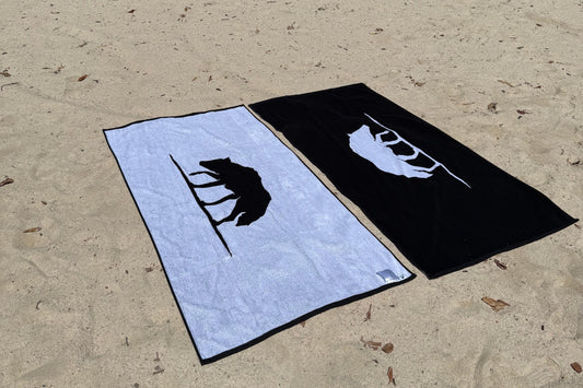 WALKING WOLF BEACH TOWEL Alpha Blokes